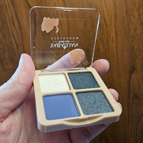 Yabaolian Truth Love Eyeshadow Palette #03 ~ Asian Beauty Cat Paw Eye Shadow - Picture 3 of 6